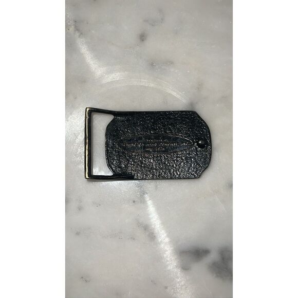 Vintage 1974 Remington Arms Belt Buckle Retriever Pointer Hunters - Picture 2 of 3